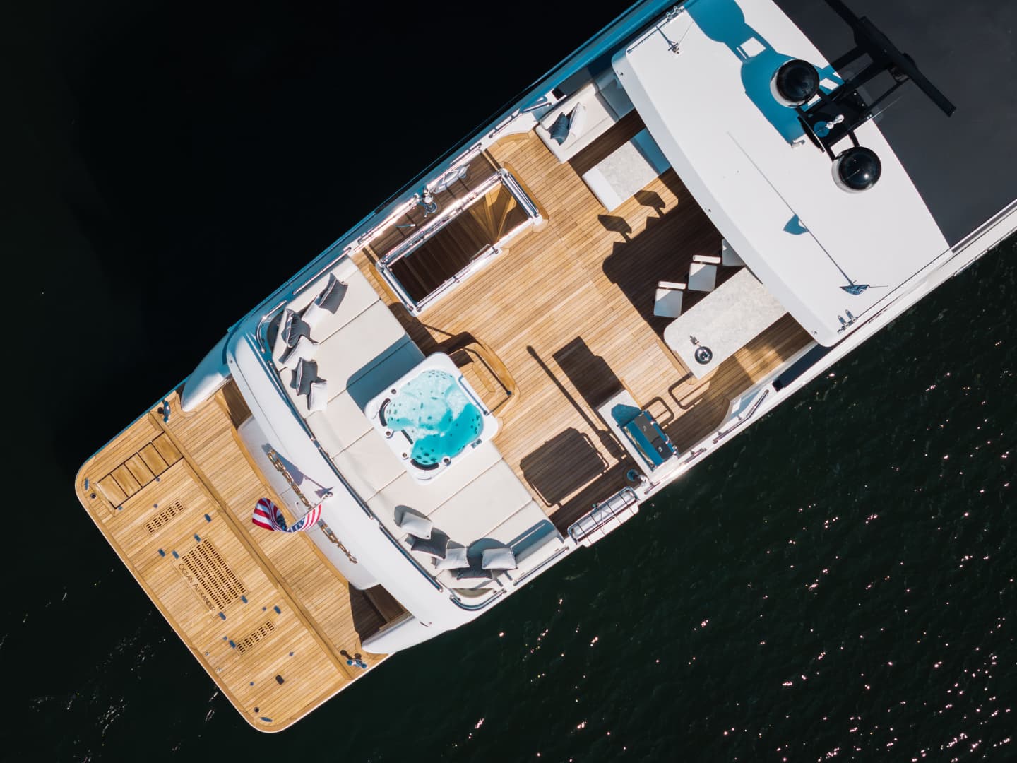 2022 Ocean Alexander 32 L — photo 11