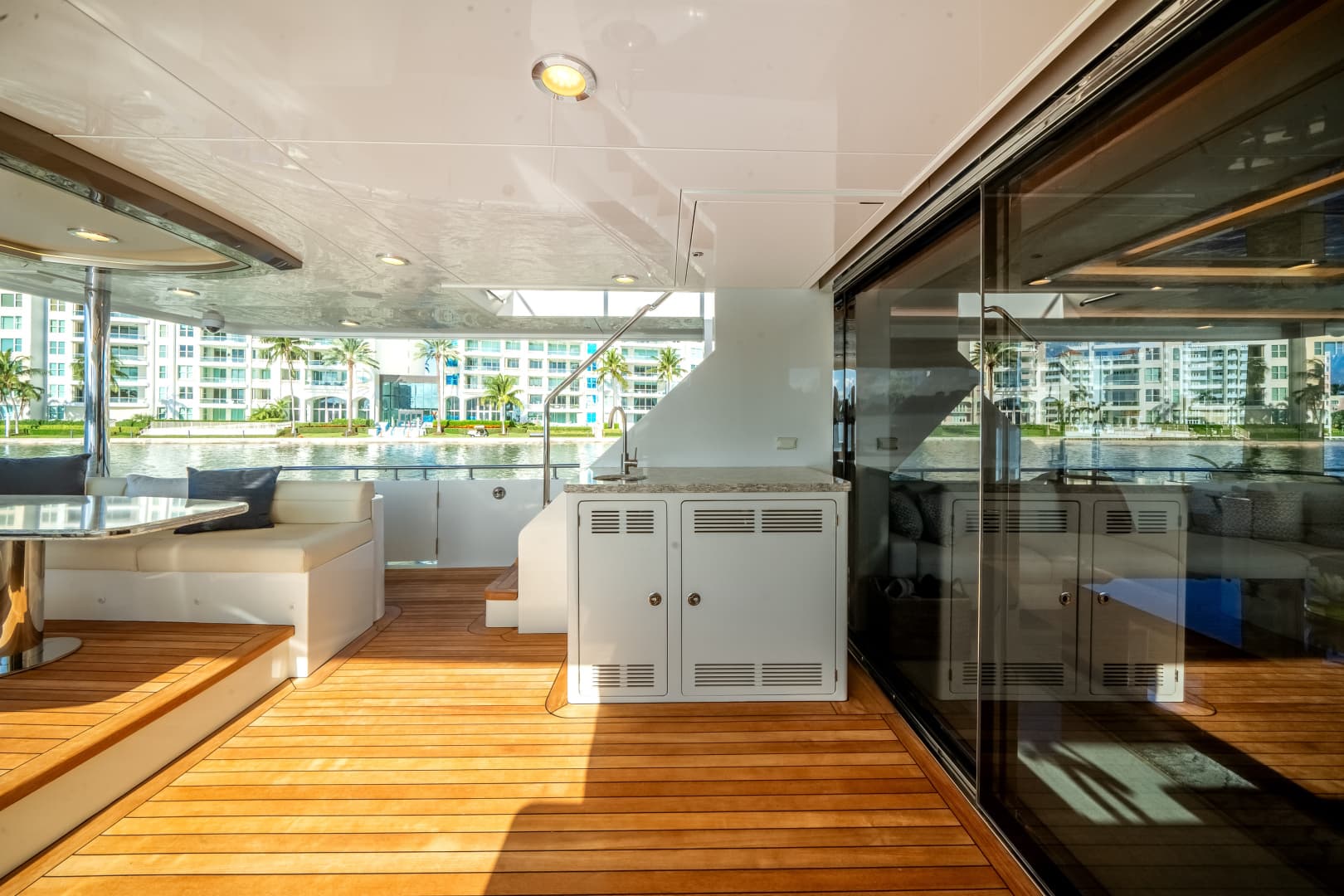 2022 Ocean Alexander 32 L — photo 72