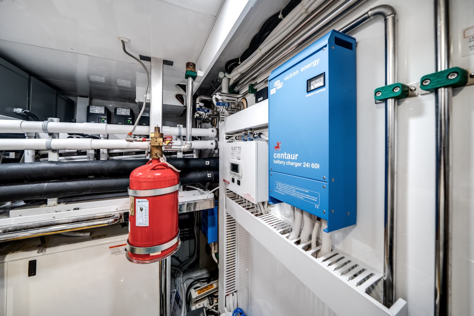 2022 Ocean Alexander 32 L — photo 80