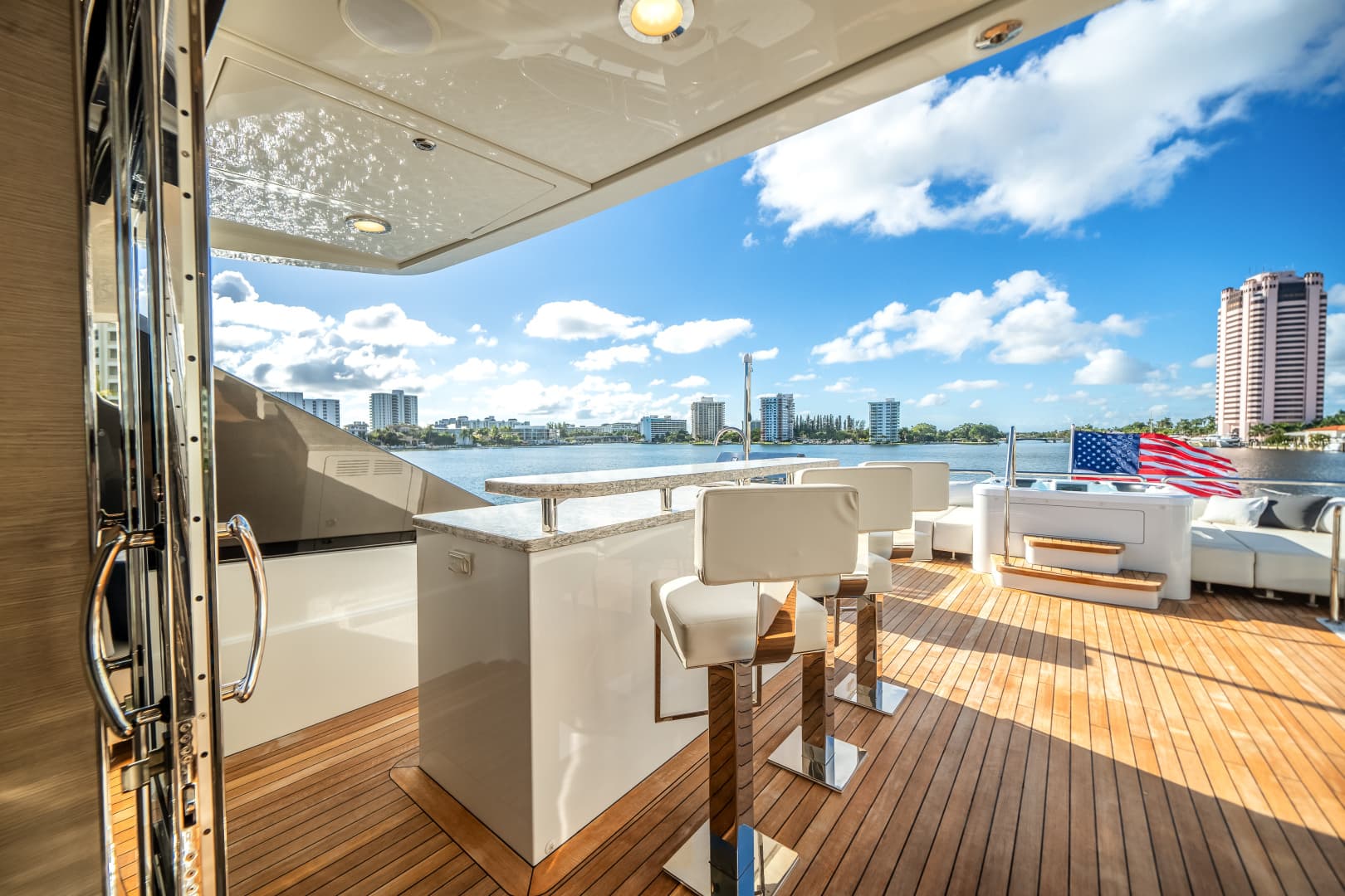 2022 Ocean Alexander 32 L — photo 62