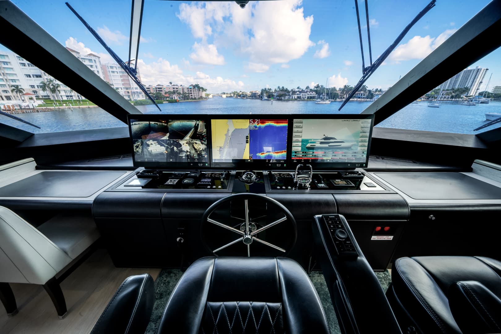 2022 Ocean Alexander 32 L — photo 59