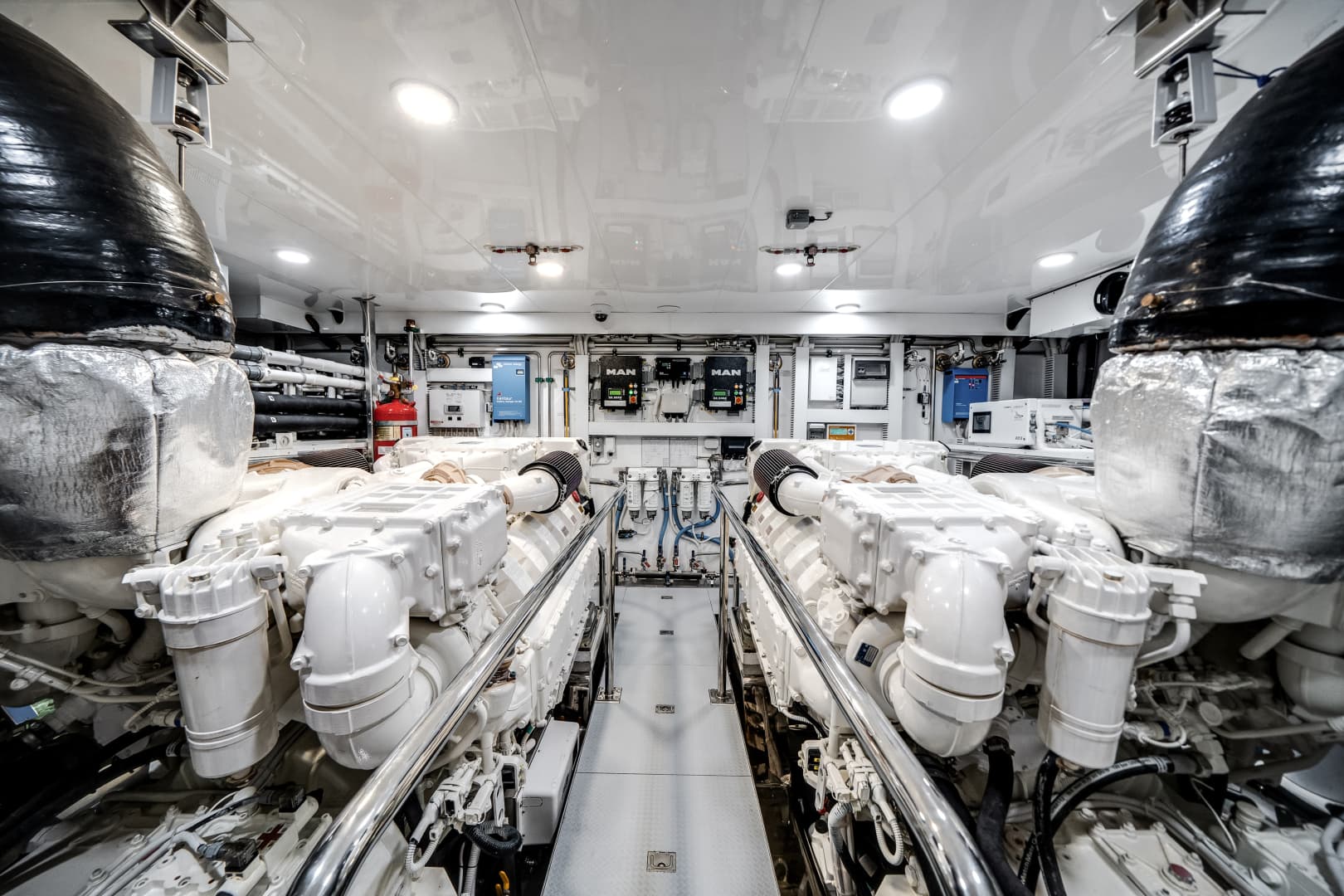 2022 Ocean Alexander 32 L — photo 76