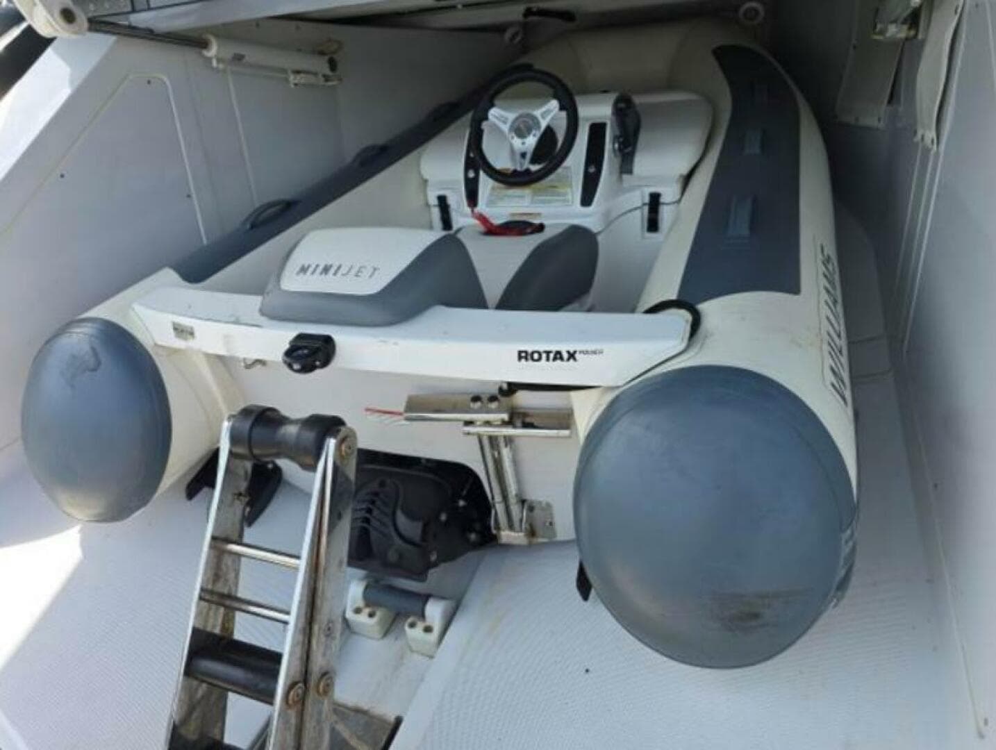 2019 Pershing 5X — photo 4