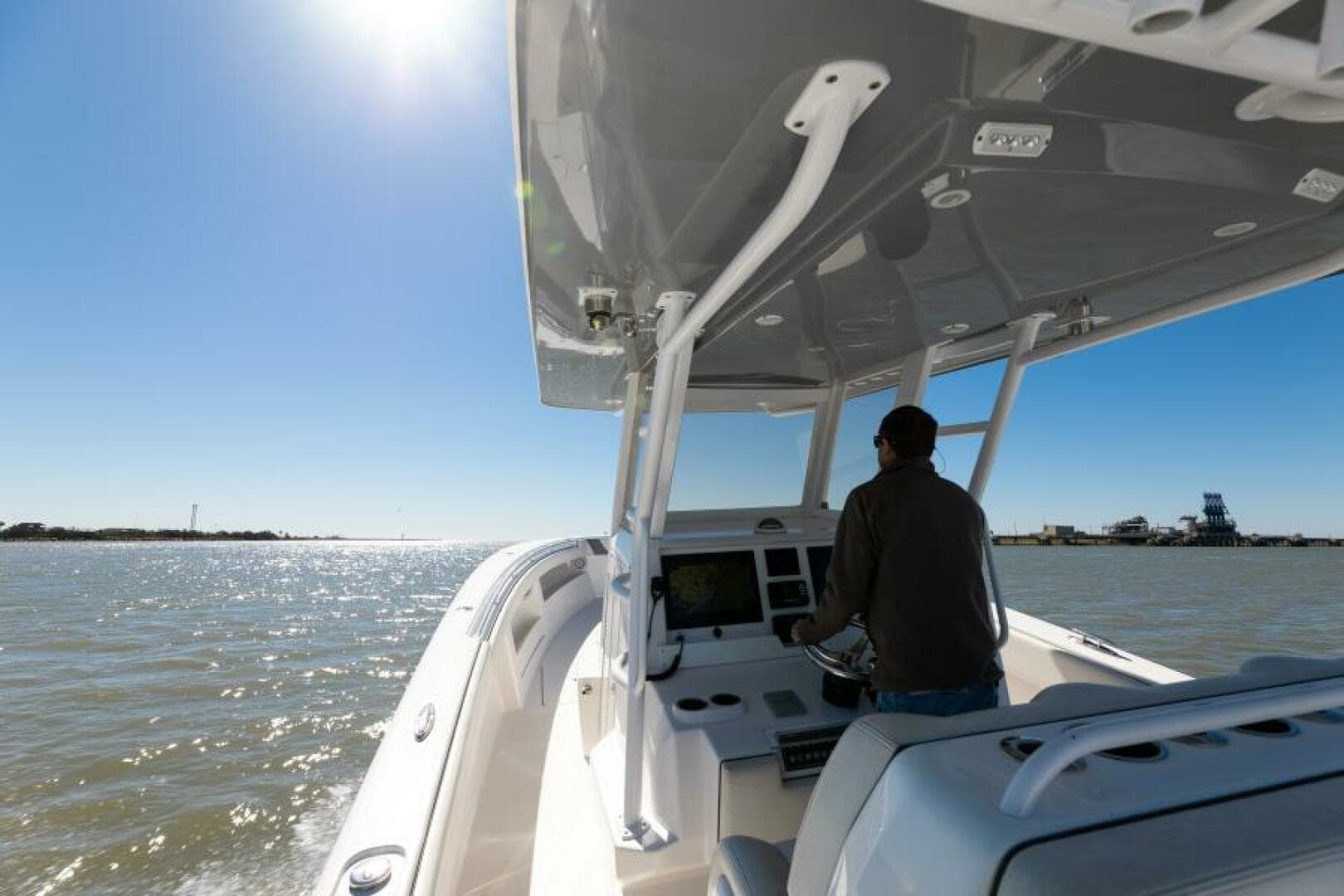 2019 Invincible 39 Open — photo 26