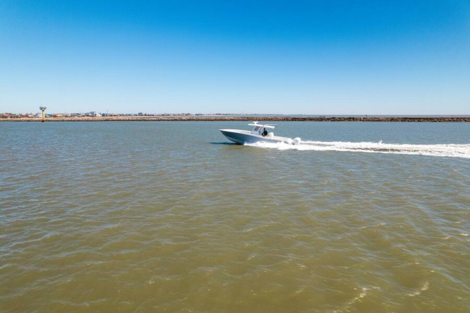 2019 Invincible 39 Open — photo 54