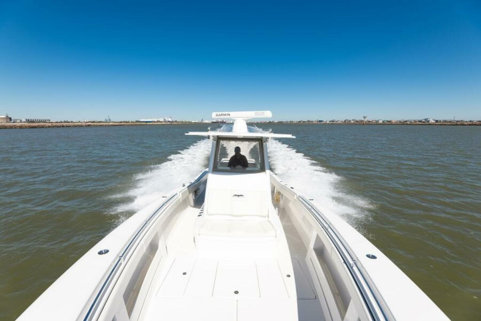 2019 Invincible 39 Open — photo 35