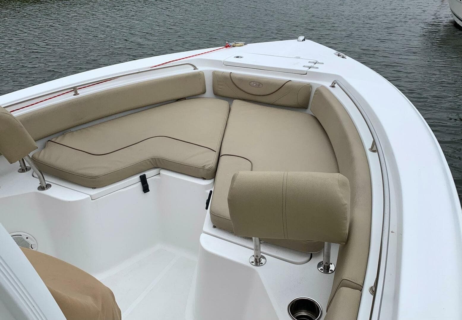 2021 Sea Hunt Ultra 234 — photo 8