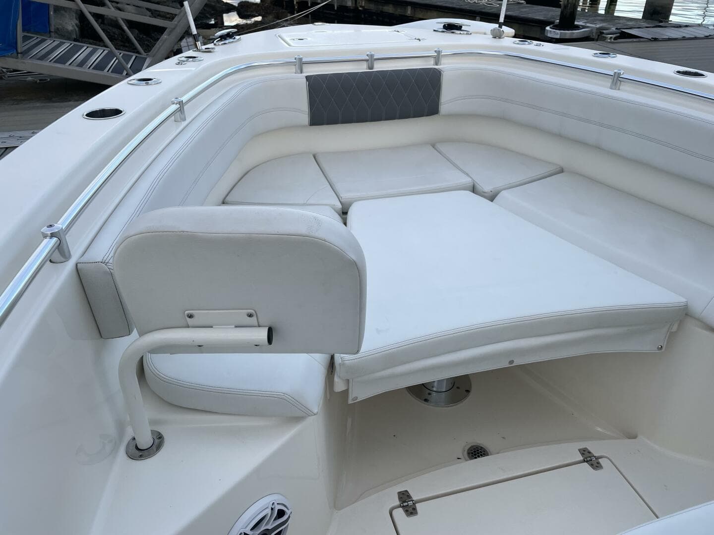 2022 Cobia 28 — photo 67