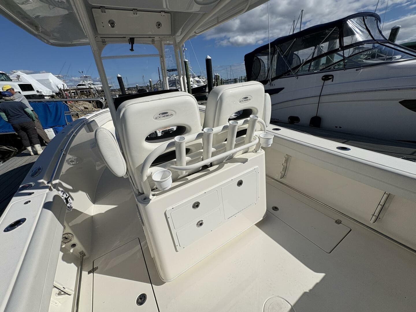 2022 Cobia 28 — photo 39
