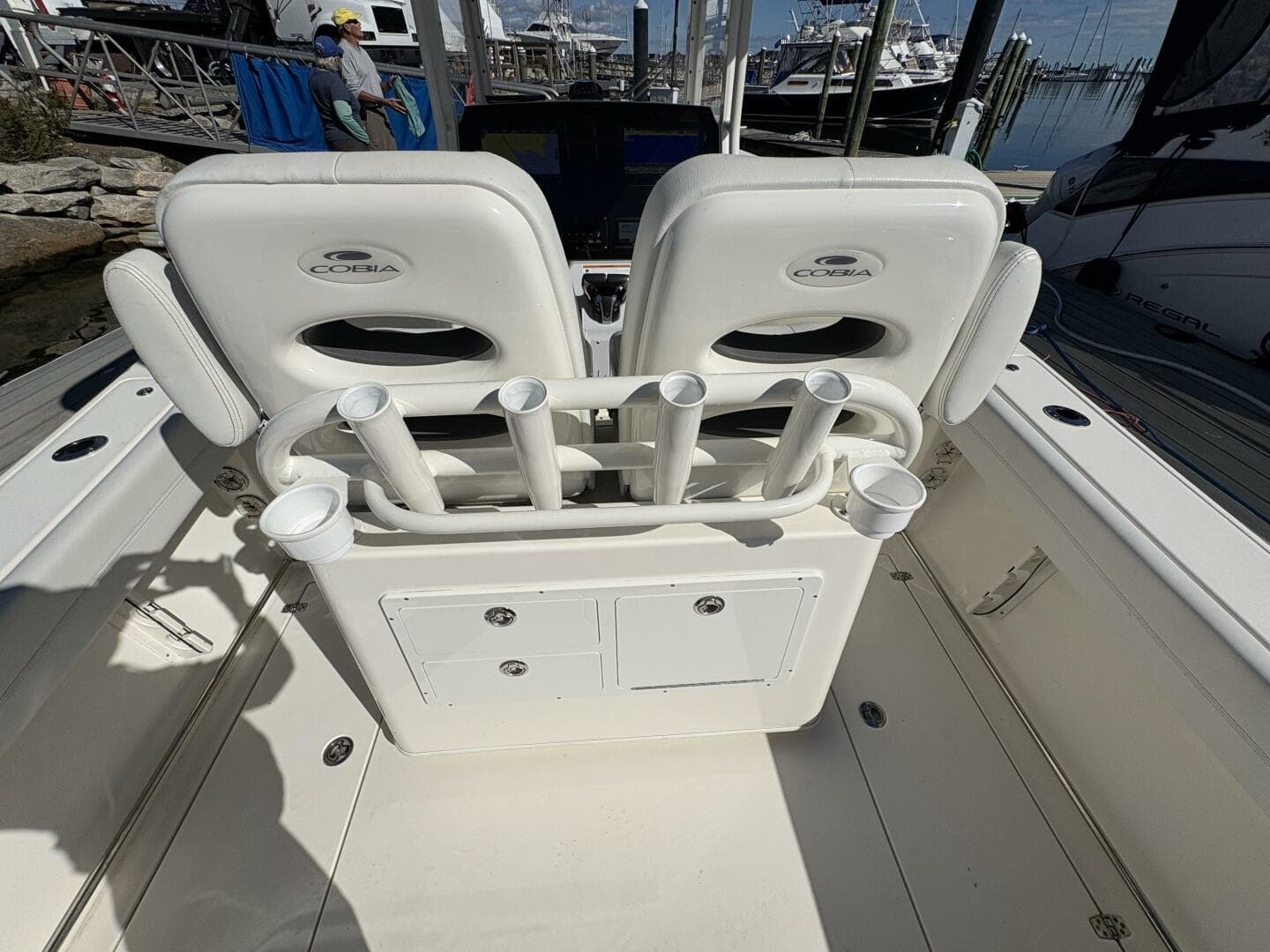 2022 Cobia 28 — photo 41