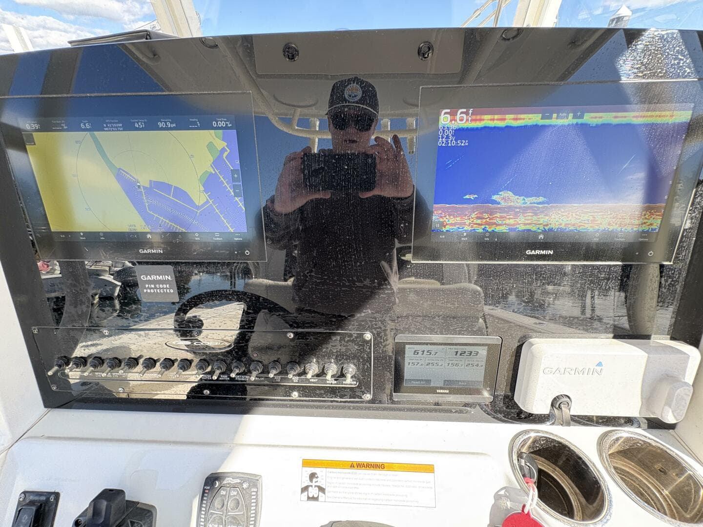 2022 Cobia 28 — photo 48