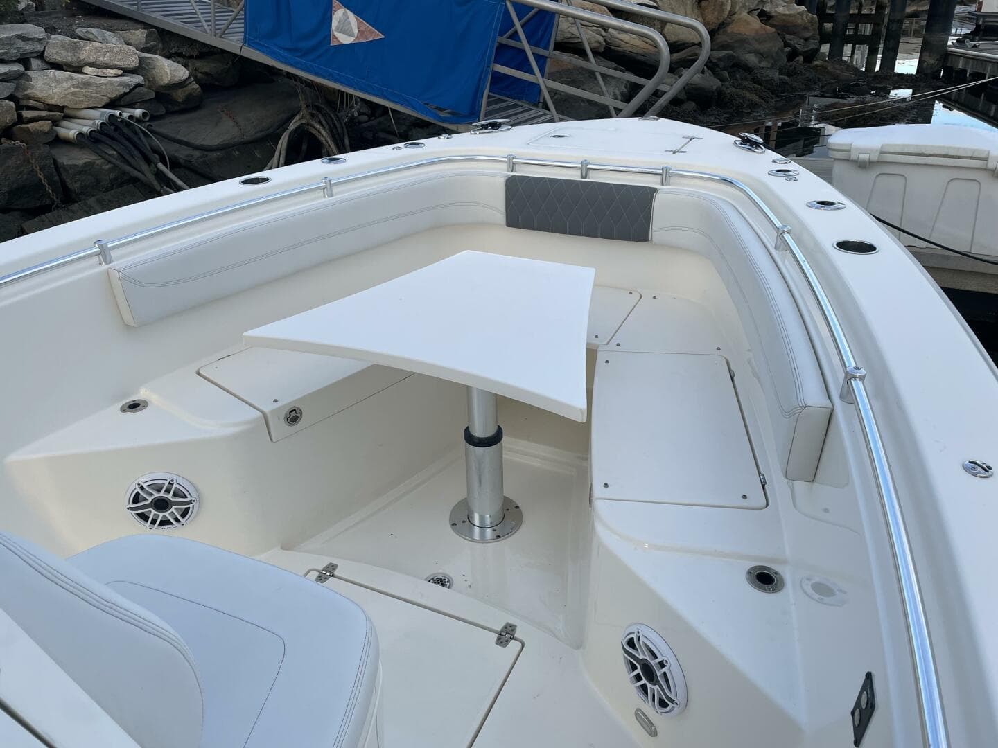 2022 Cobia 28 — photo 58