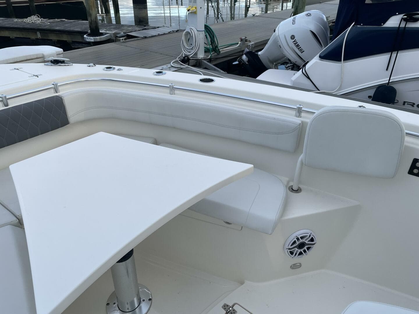 2022 Cobia 28 — photo 64