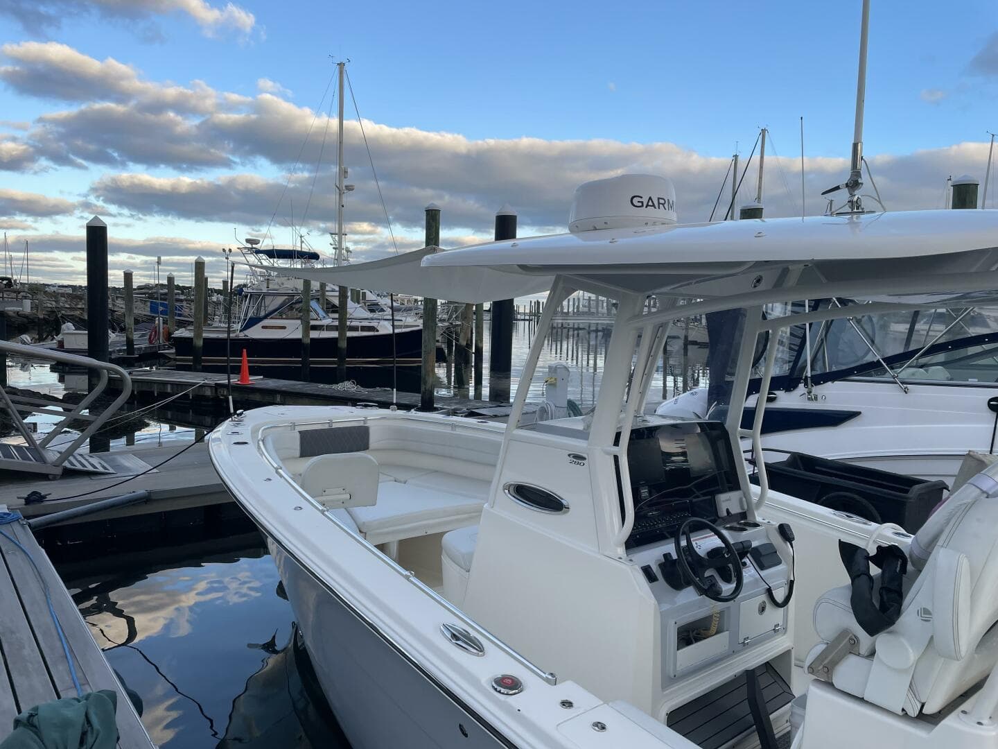 2022 Cobia 28 — photo 70