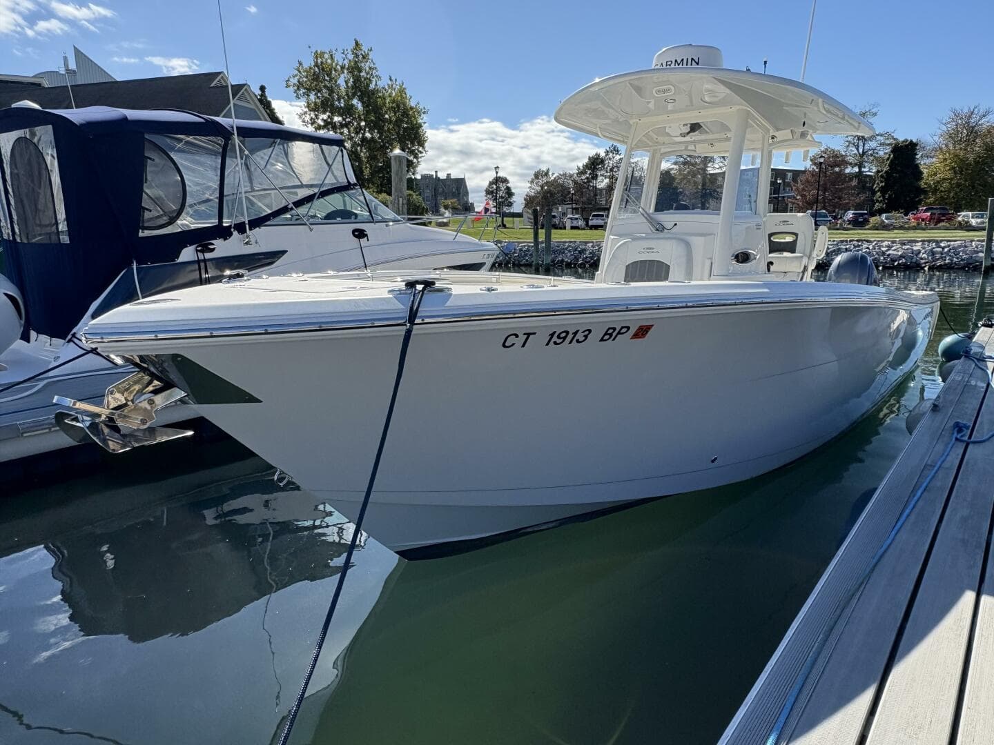 2022 Cobia 28 — photo 3