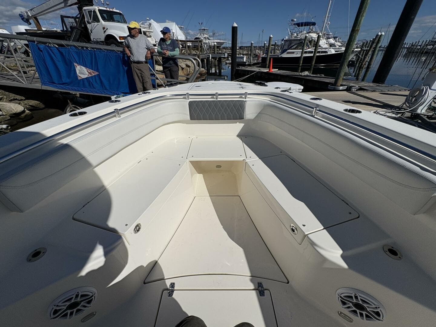 2022 Cobia 28 — photo 55