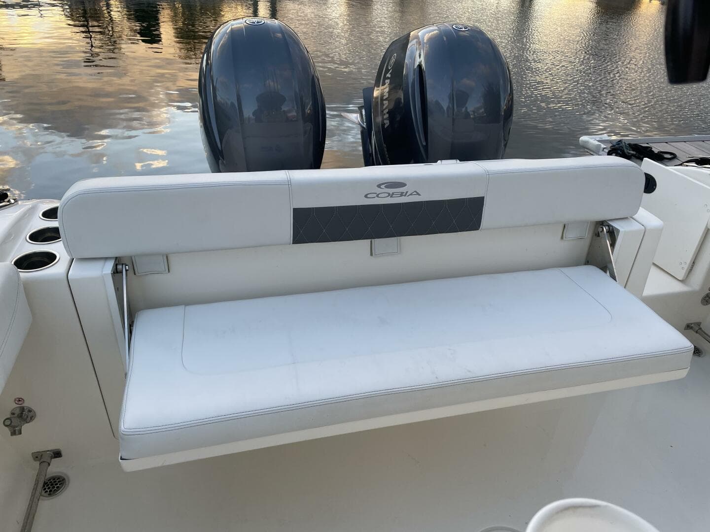 2022 Cobia 28 — photo 73