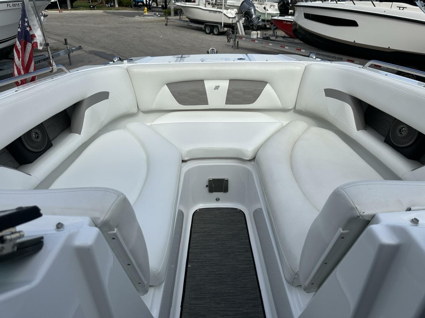 2020 Four Winns Hd 240 OB — photo 21