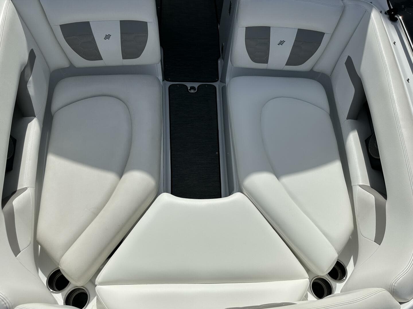 2020 Four Winns Hd 240 OB — photo 14