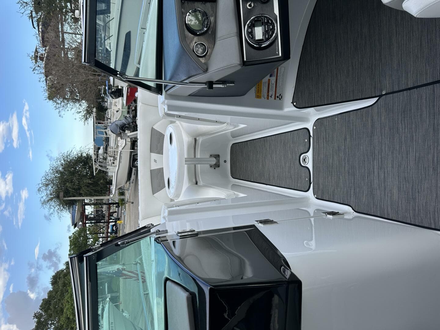 2020 Four Winns Hd 240 OB — photo 42