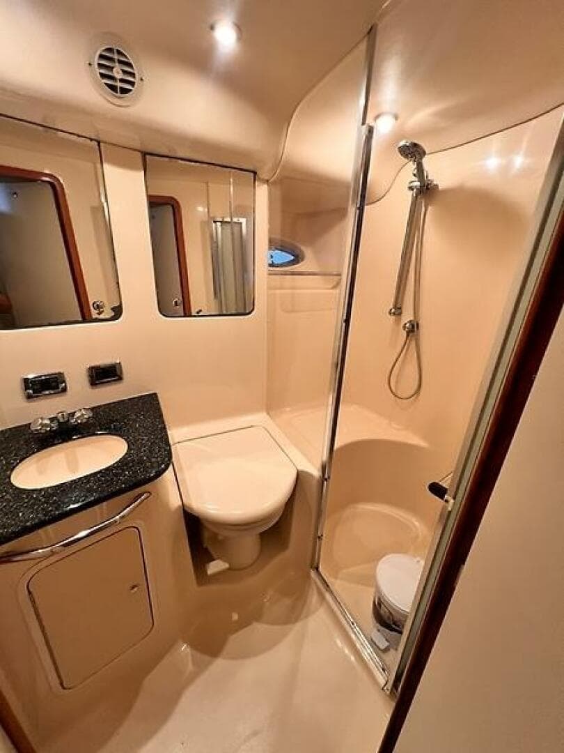 2003 Sea Ray 480 Sedan Bridge — photo 50