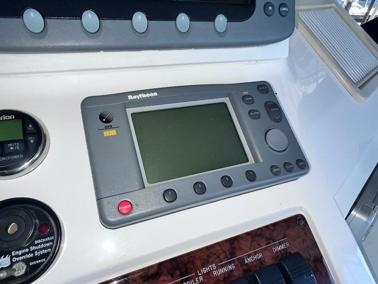 2003 Sea Ray 480 Sedan Bridge — photo 22