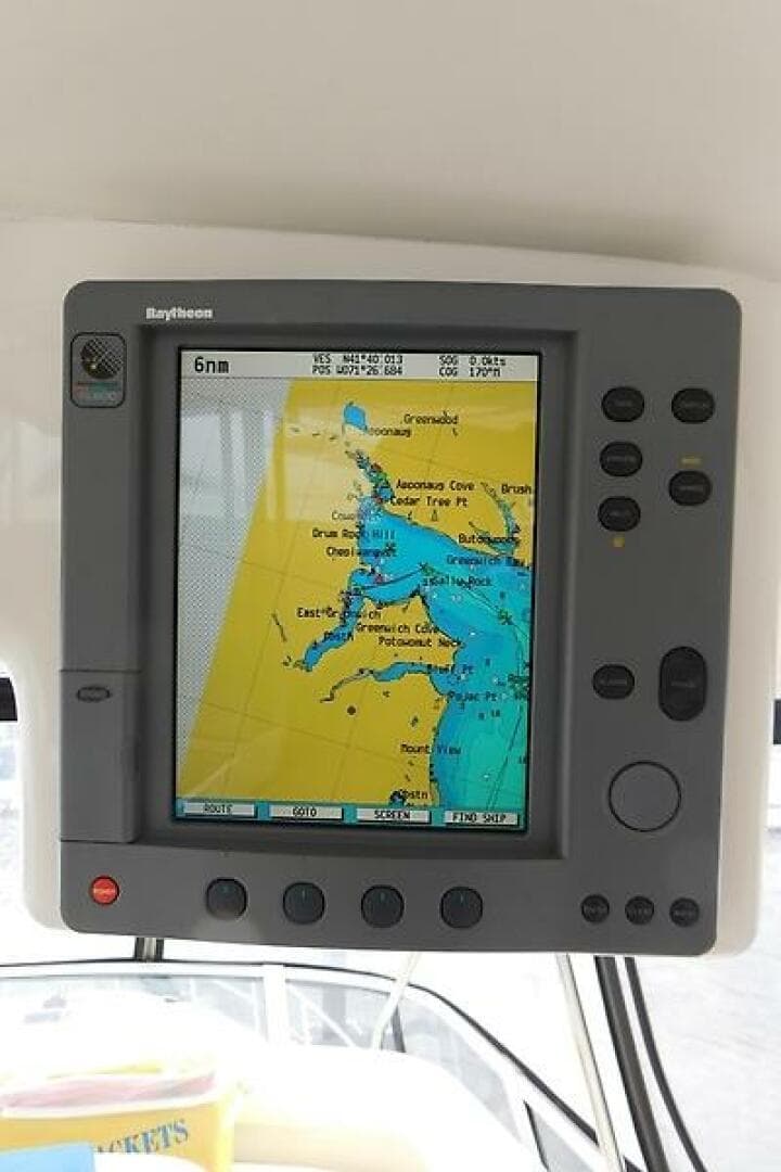 2003 Sea Ray 480 Sedan Bridge — photo 24