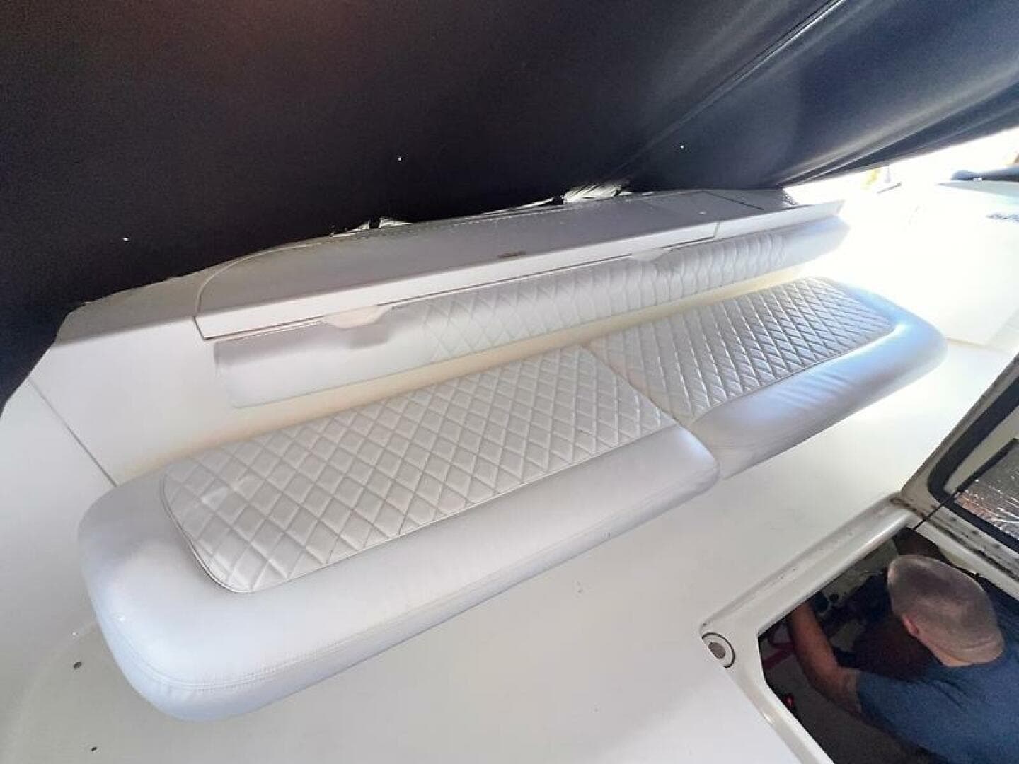 2003 Sea Ray 480 Sedan Bridge — photo 10