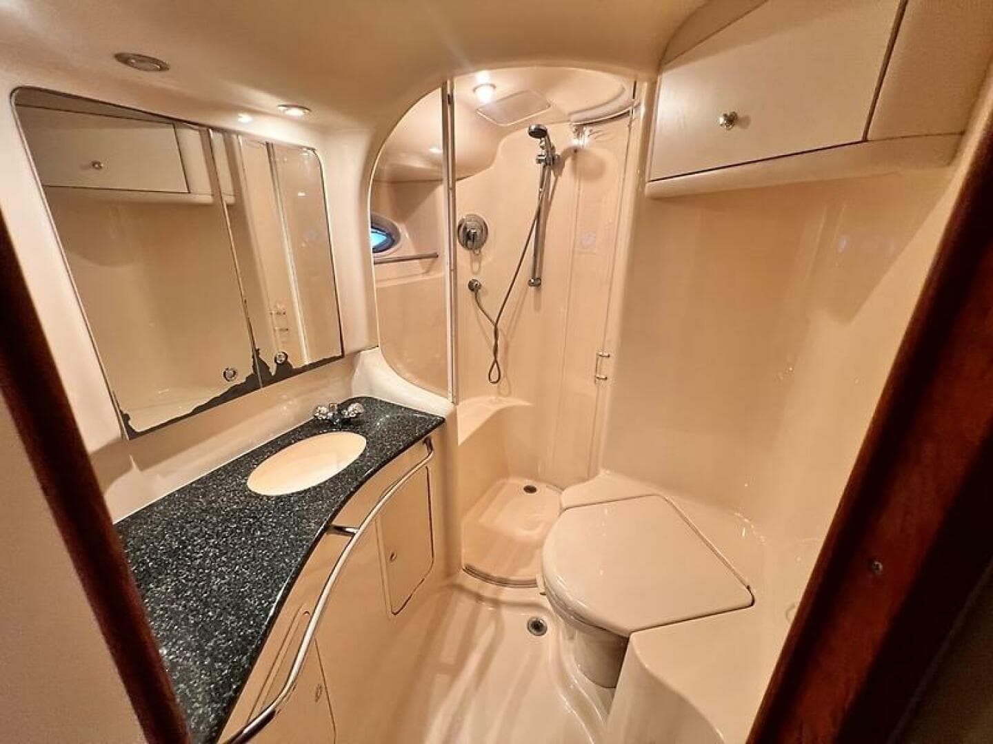 2003 Sea Ray 480 Sedan Bridge — photo 54