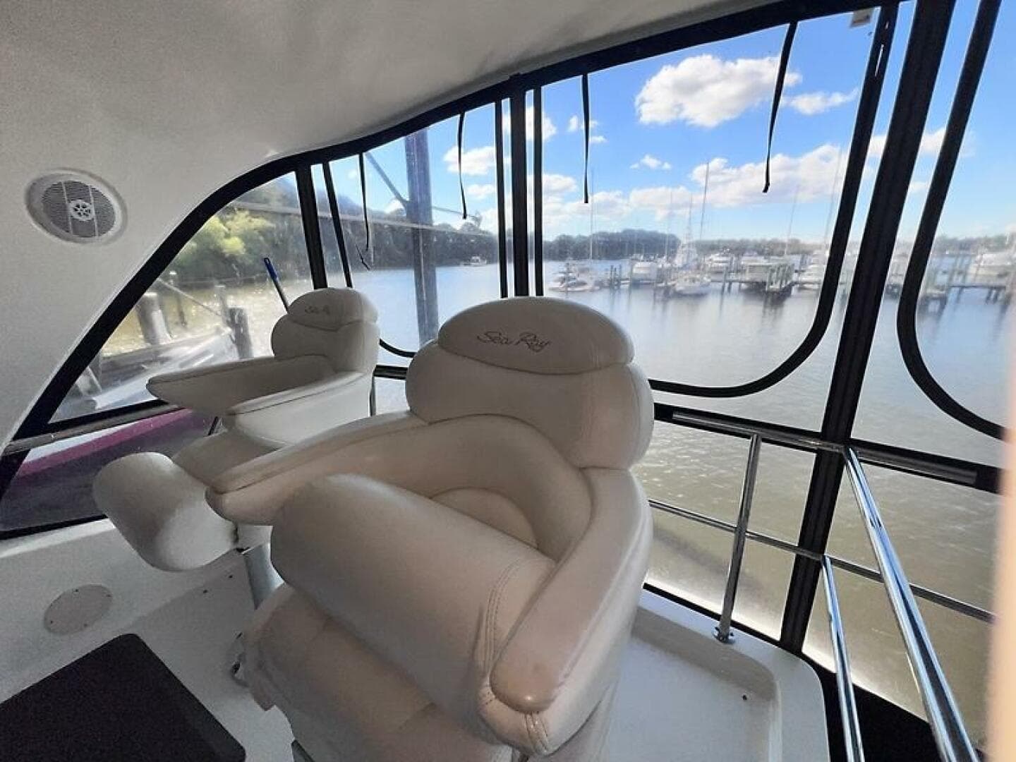 2003 Sea Ray 480 Sedan Bridge — photo 13