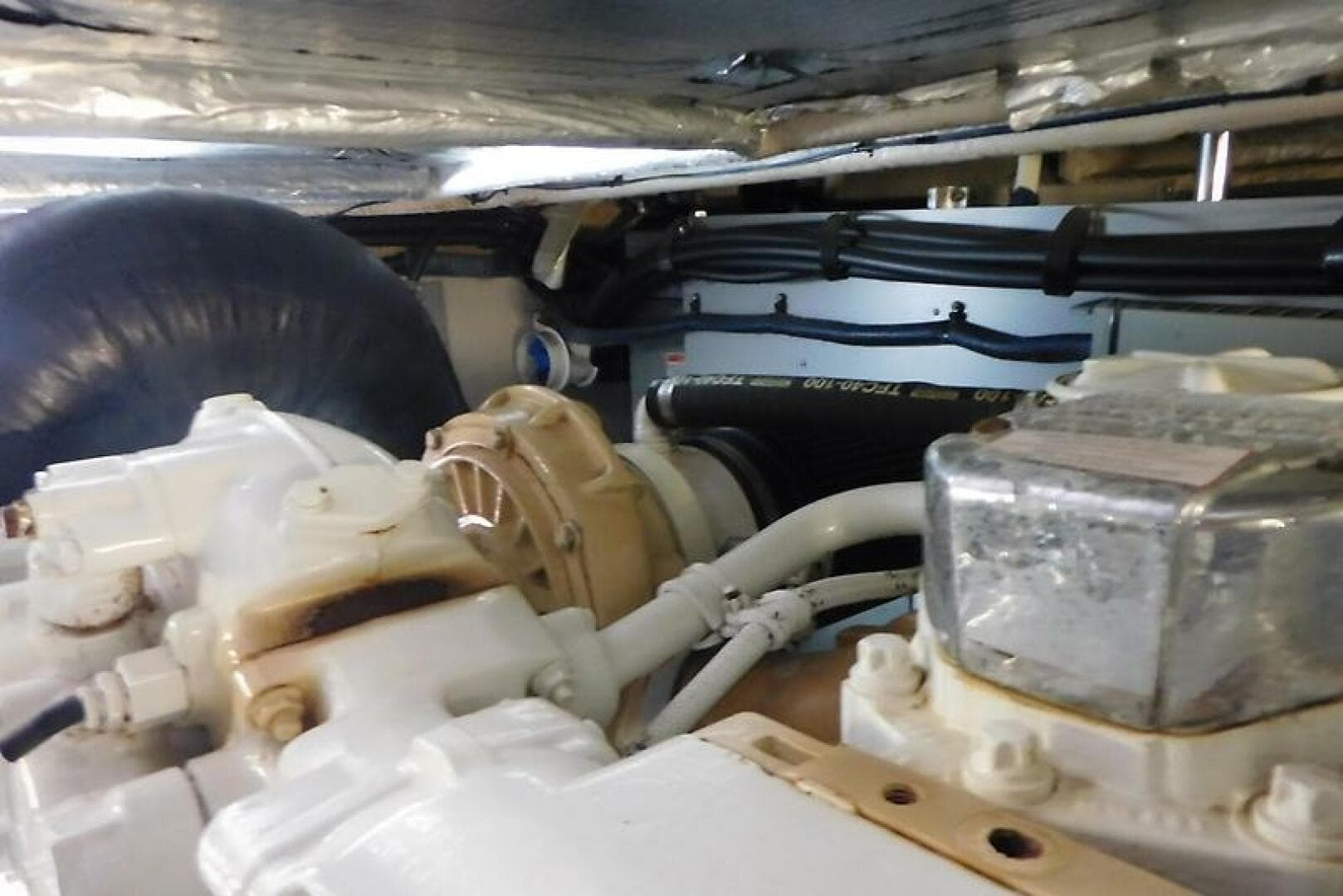 2003 Sea Ray 480 Sedan Bridge — photo 65