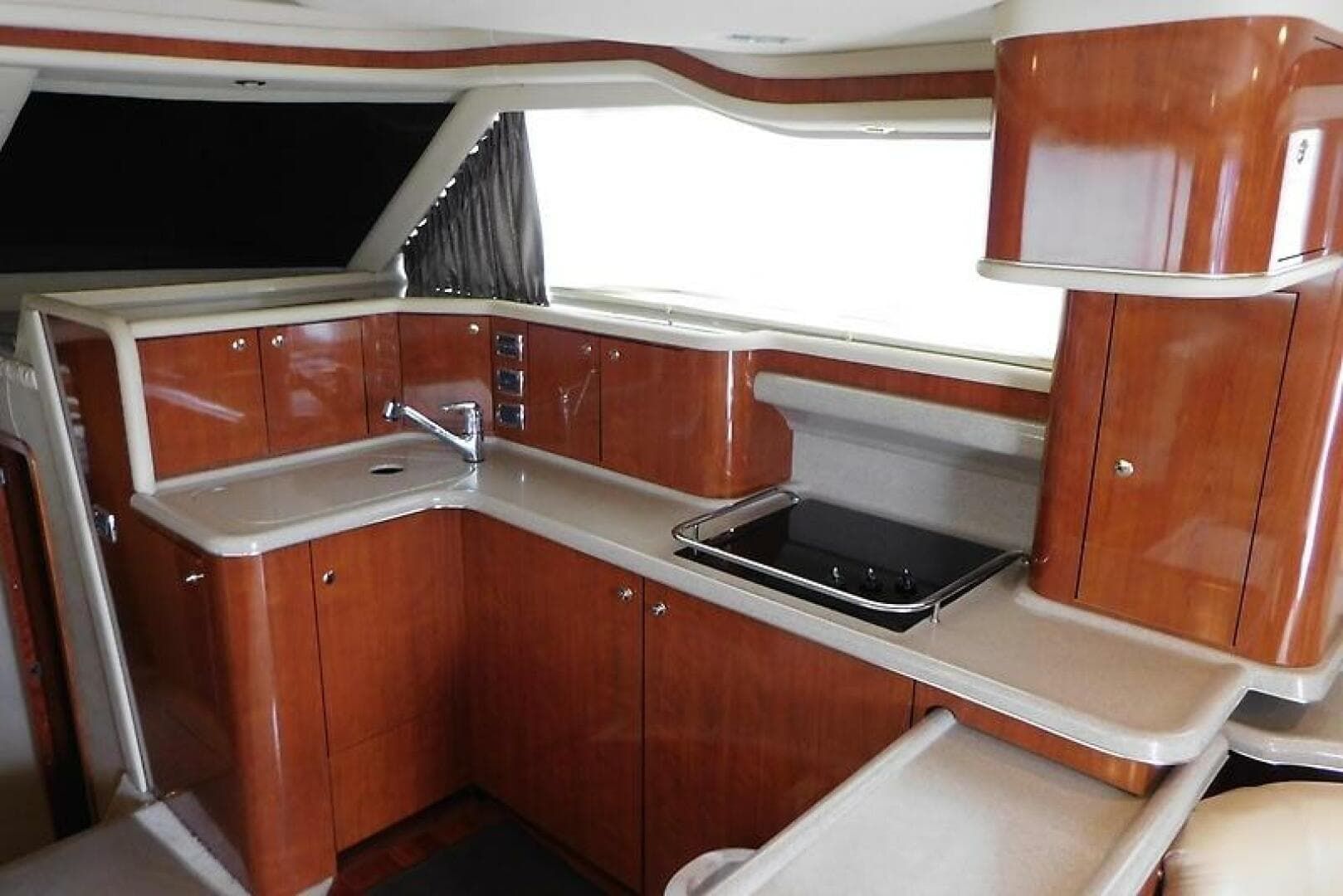 2003 Sea Ray 480 Sedan Bridge — photo 37