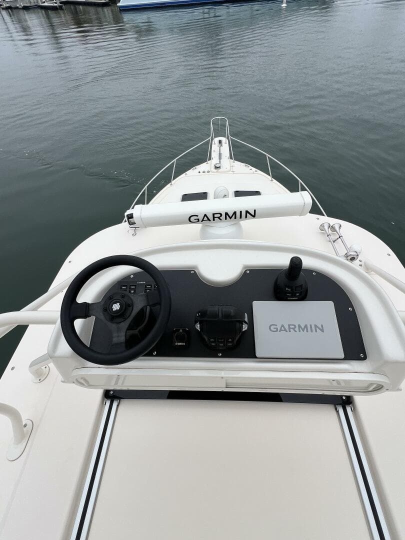 2018 Grady-White 370 Express — photo 23