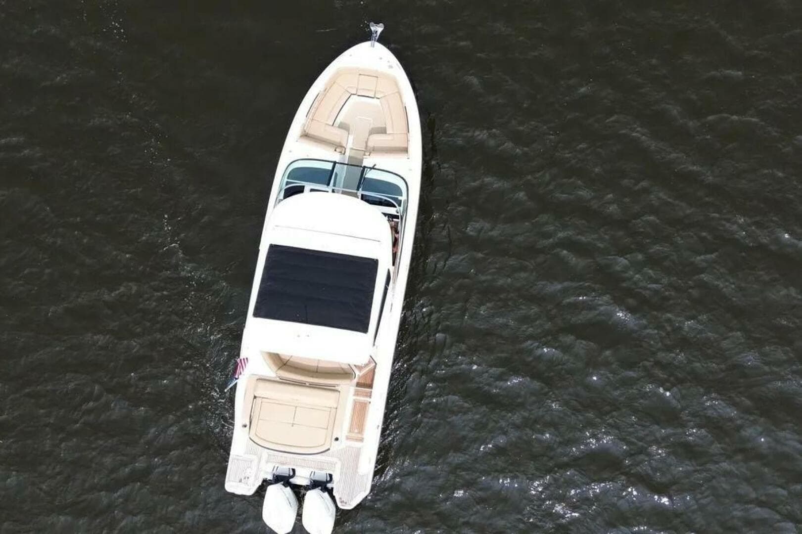 2023 Sea Ray Slx 310 Outboard — photo 3