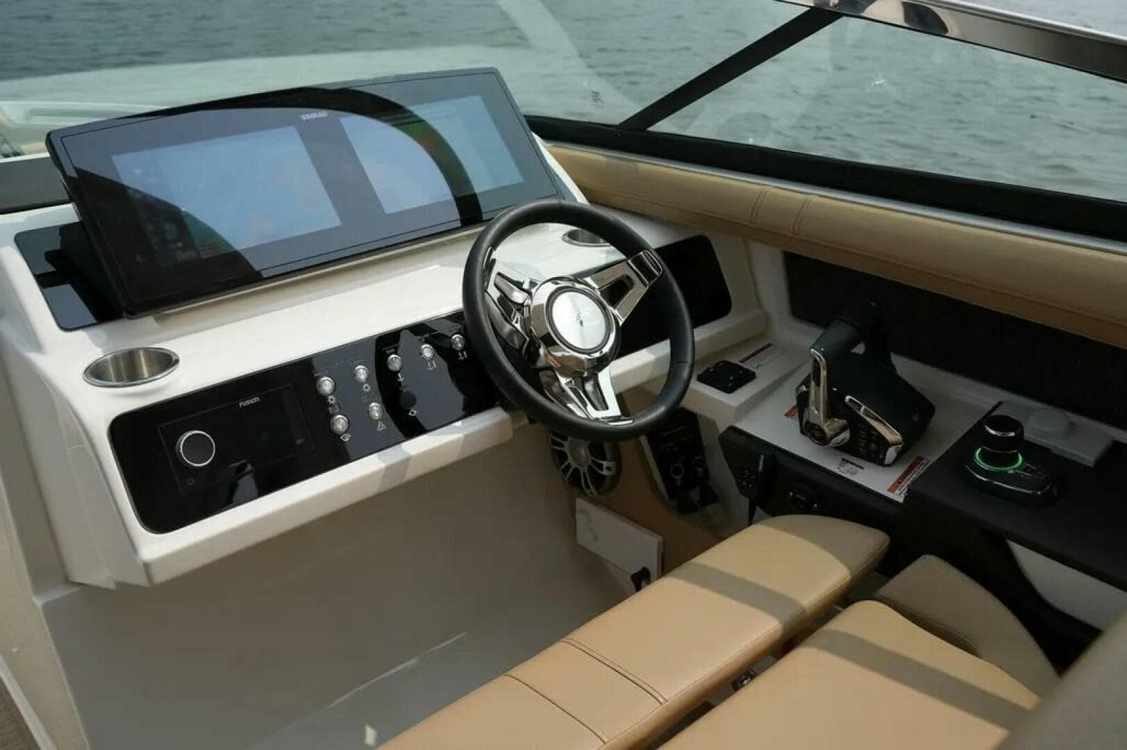 2023 Sea Ray Slx 310 Outboard — photo 15