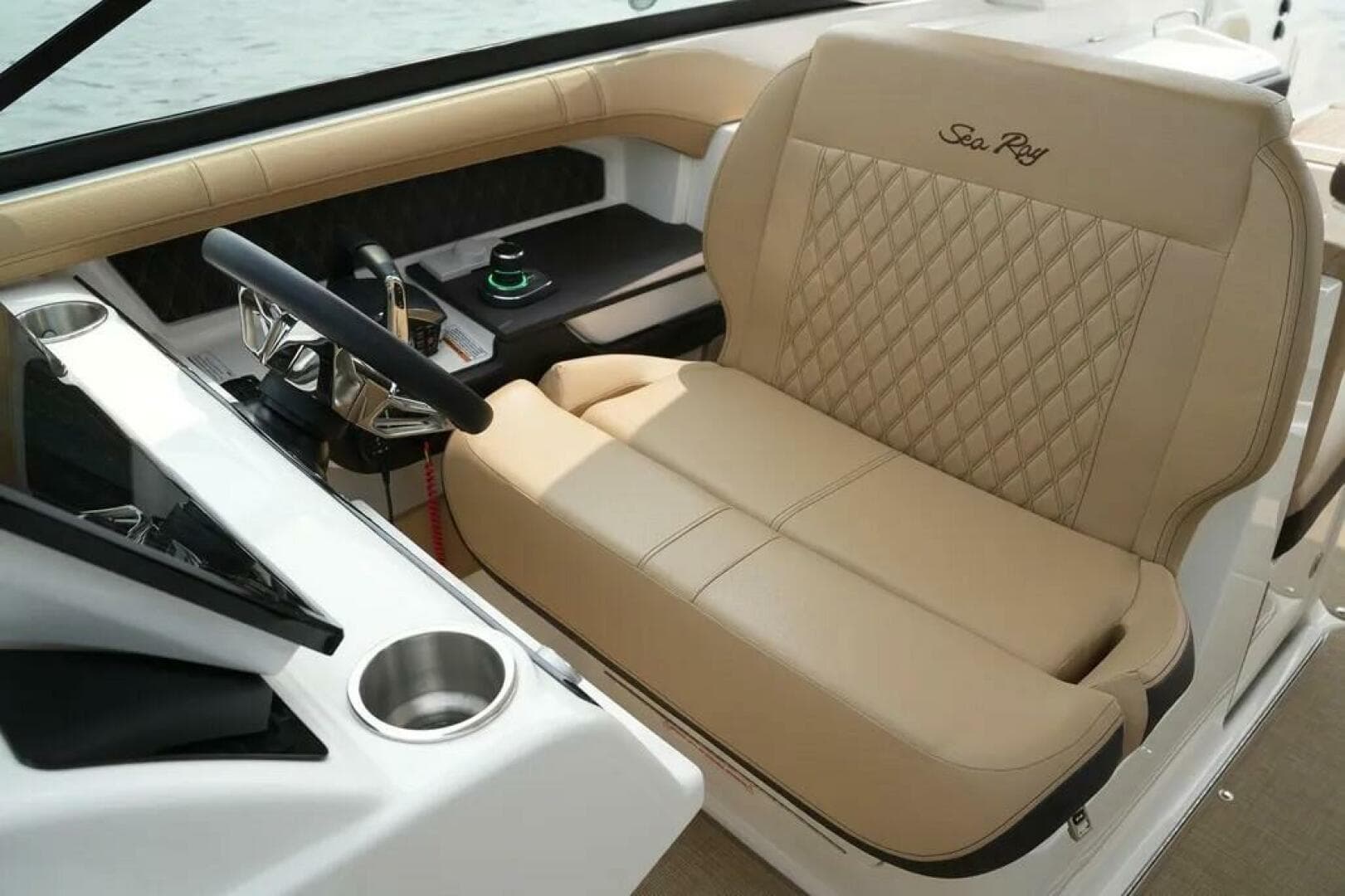 2023 Sea Ray Slx 310 Outboard — photo 13