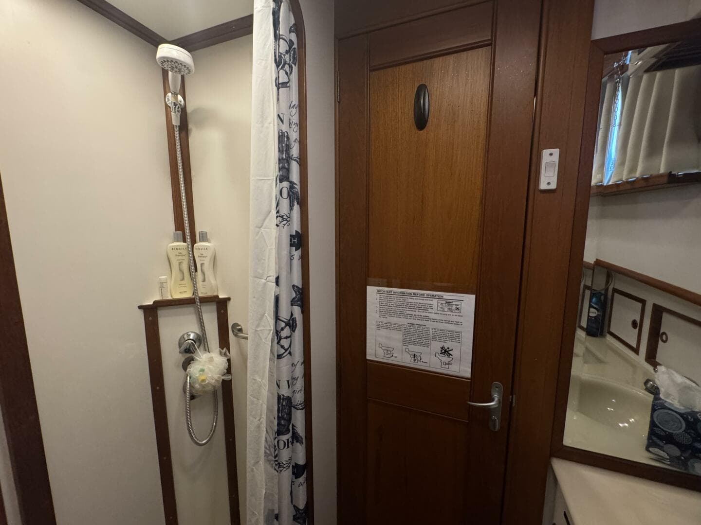 1997 Grand Banks Europa 46 — photo 76