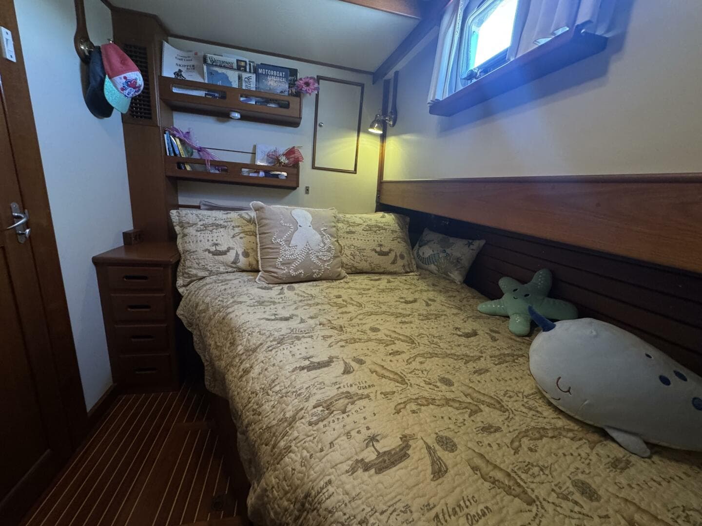 1997 Grand Banks Europa 46 — photo 68