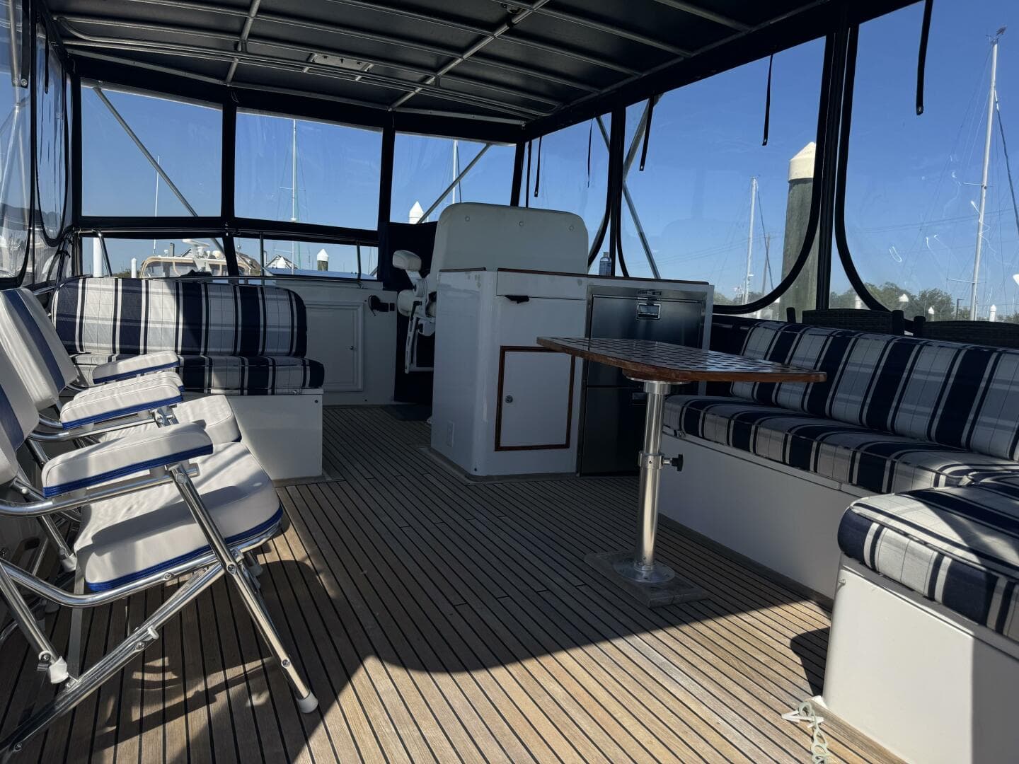 1997 Grand Banks Europa 46 — photo 33