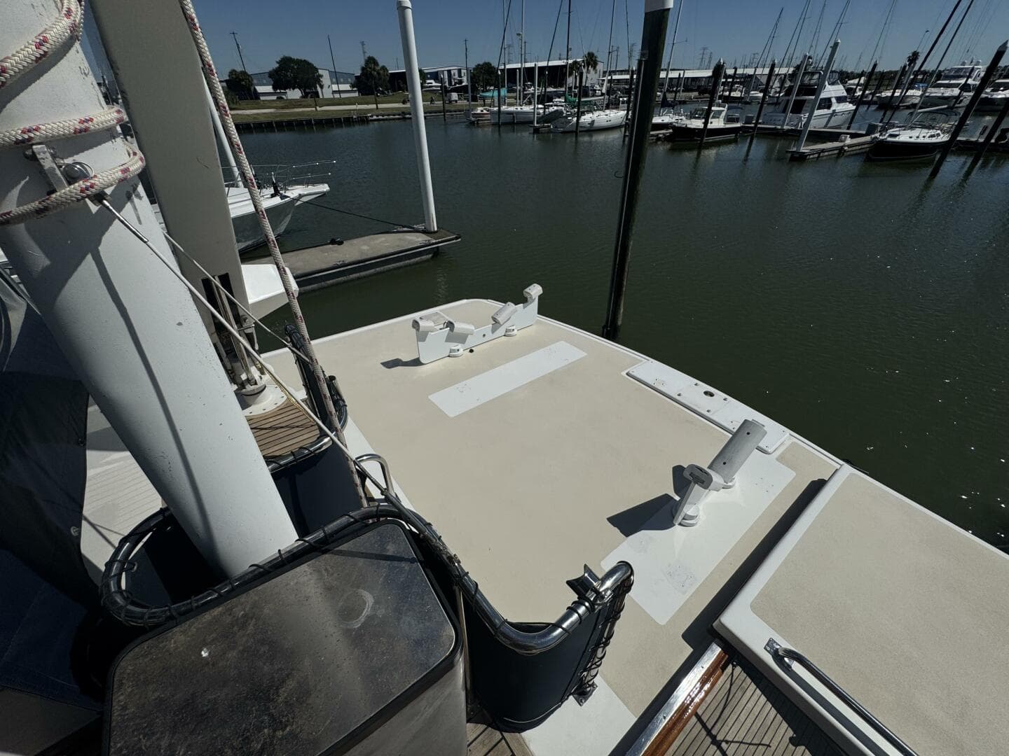 1997 Grand Banks Europa 46 — photo 37