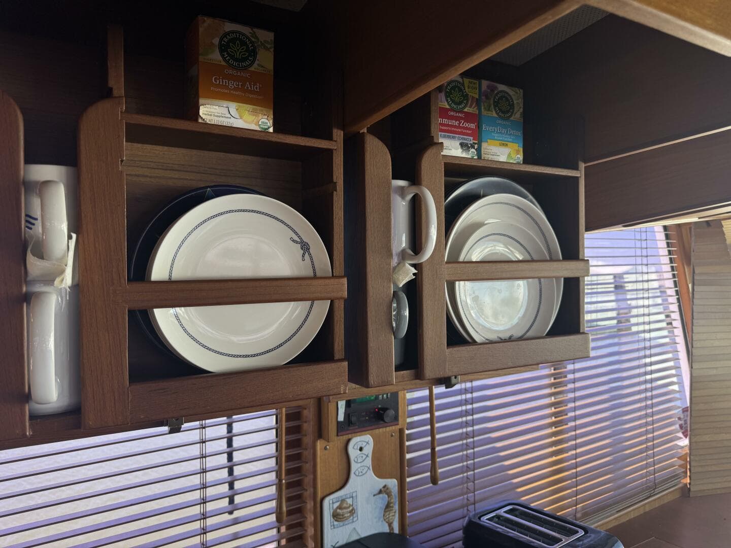 1997 Grand Banks Europa 46 — photo 67