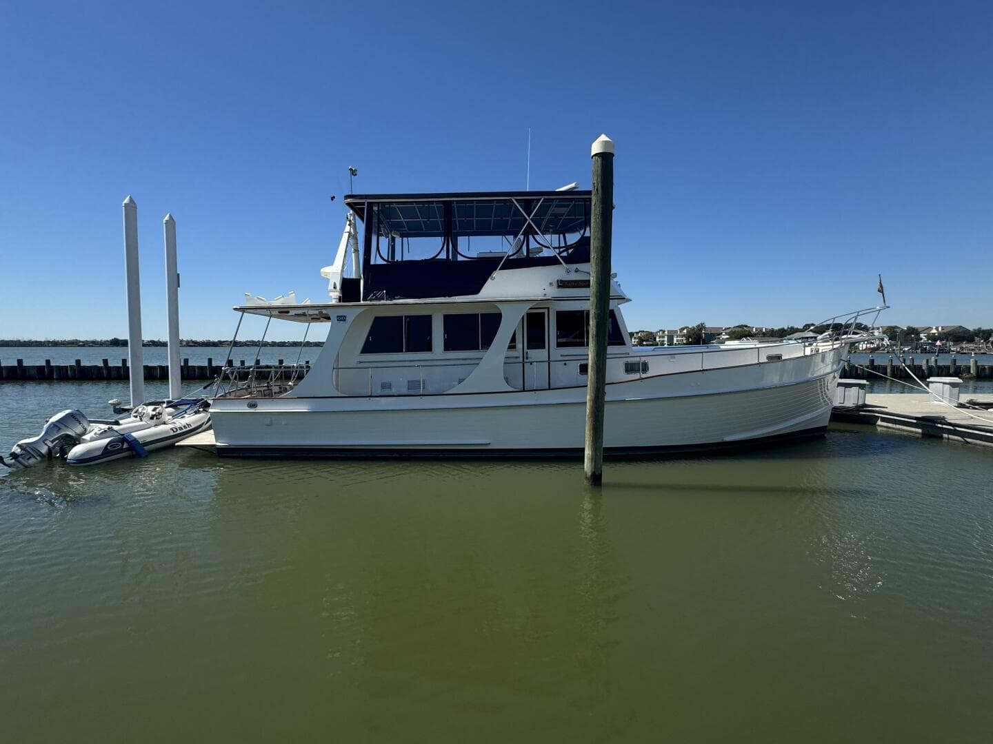 1997 Grand Banks Europa 46 — photo 10