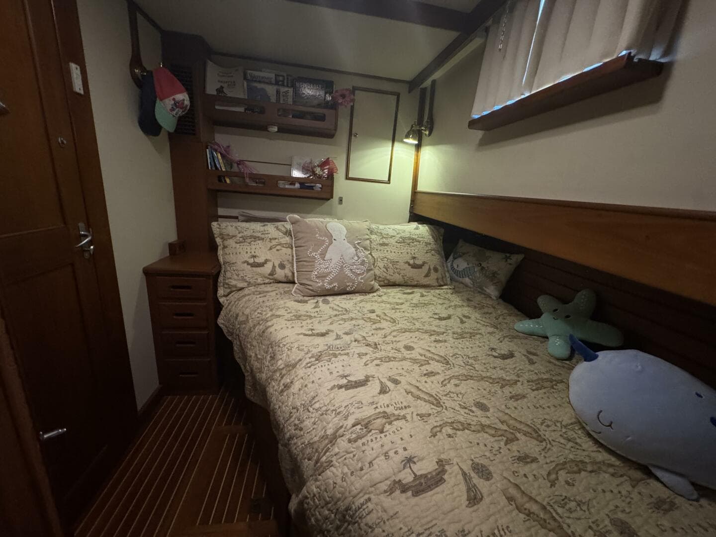 1997 Grand Banks Europa 46 — photo 73