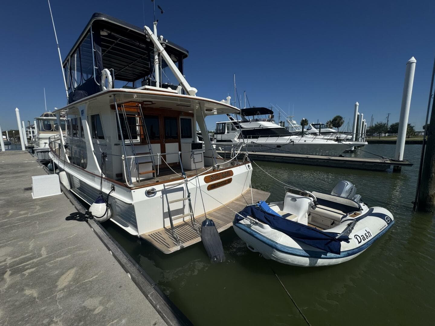 1997 Grand Banks Europa 46 — photo 7