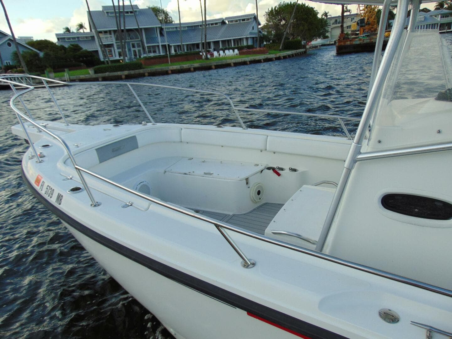 2001 Boston Whaler 26 Outrage — photo 3
