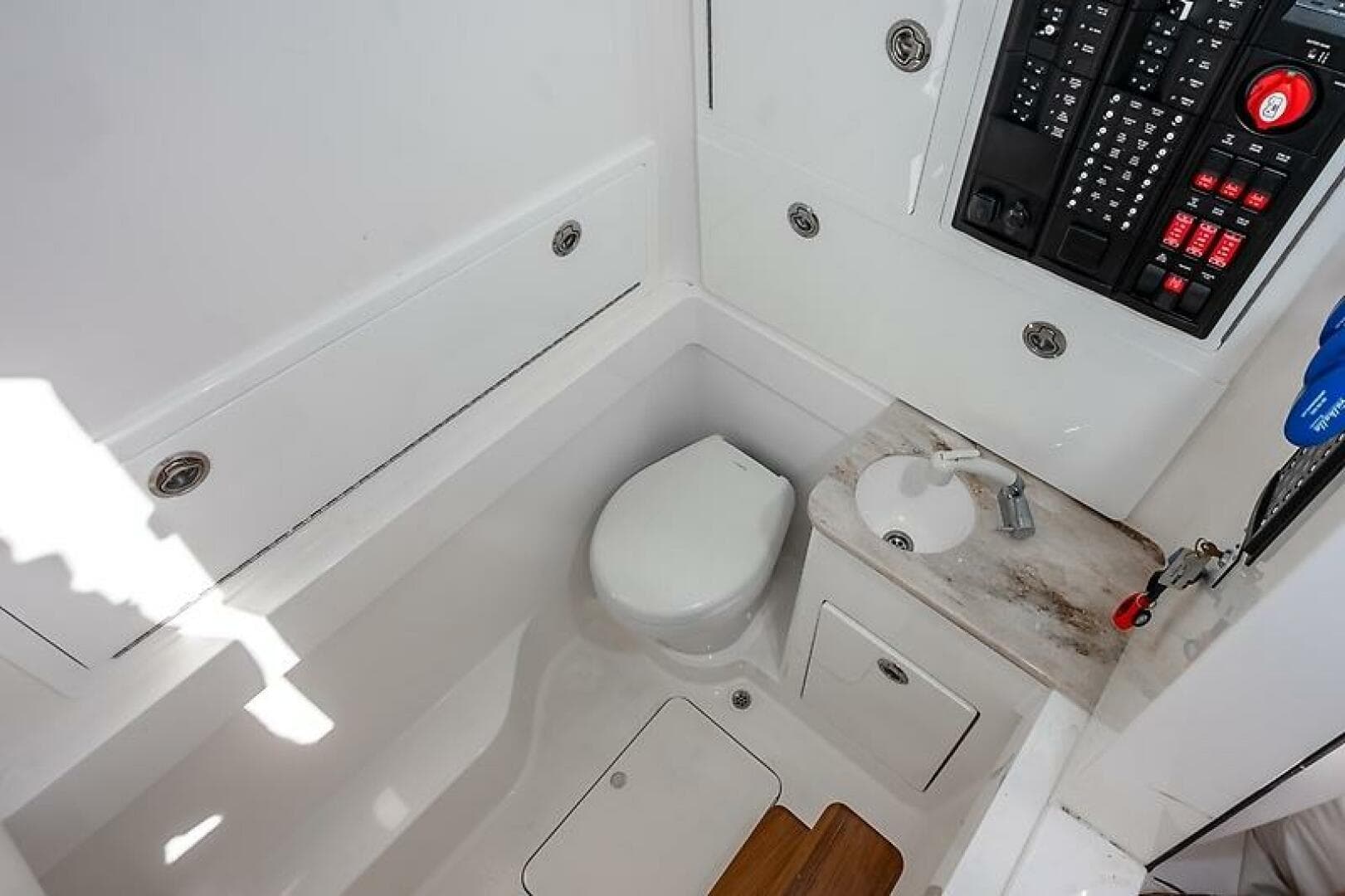 2025 Valhalla Boatworks 37 — photo 9