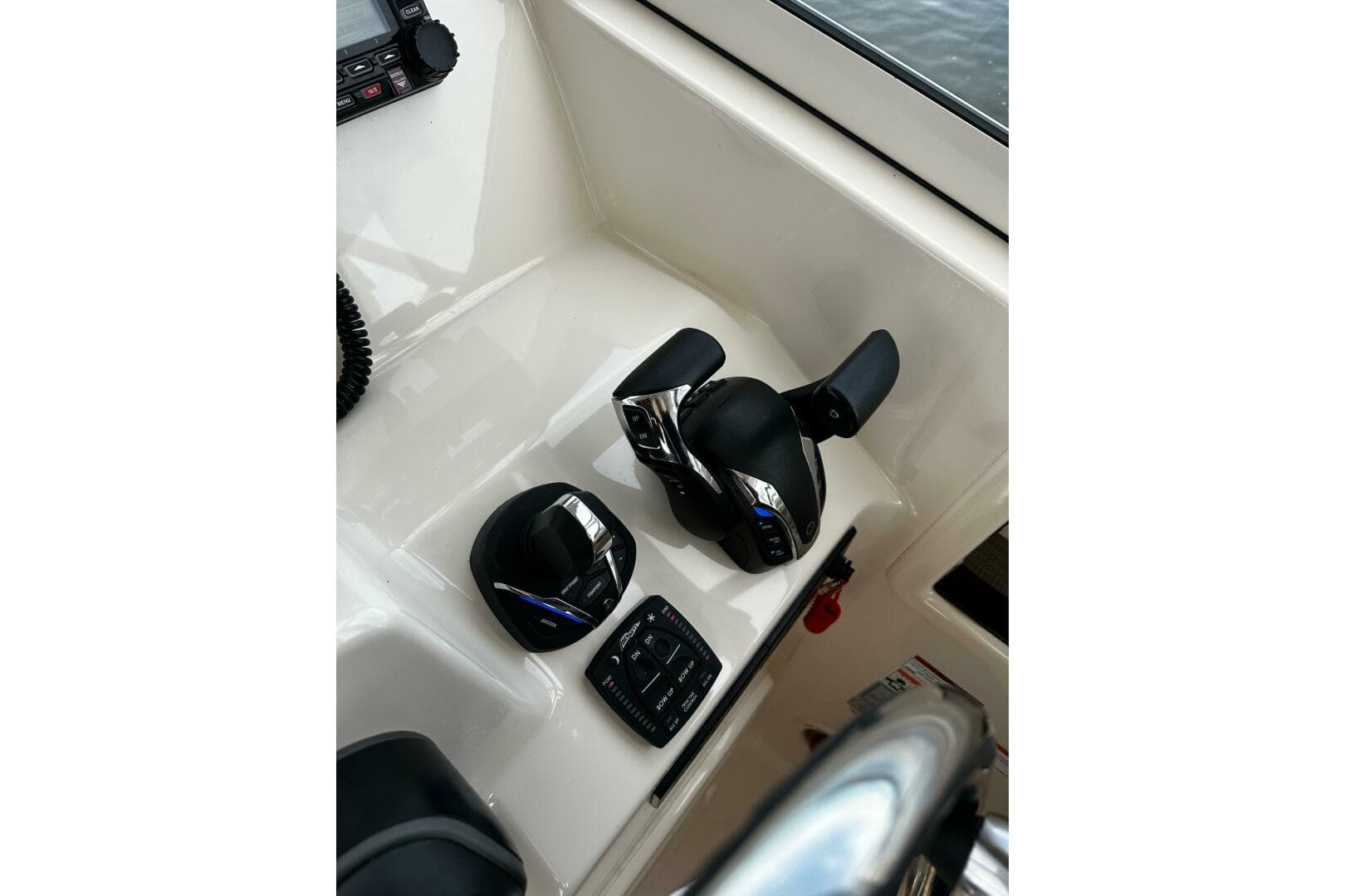 2023 Grady-White 307 Freedom — photo 10