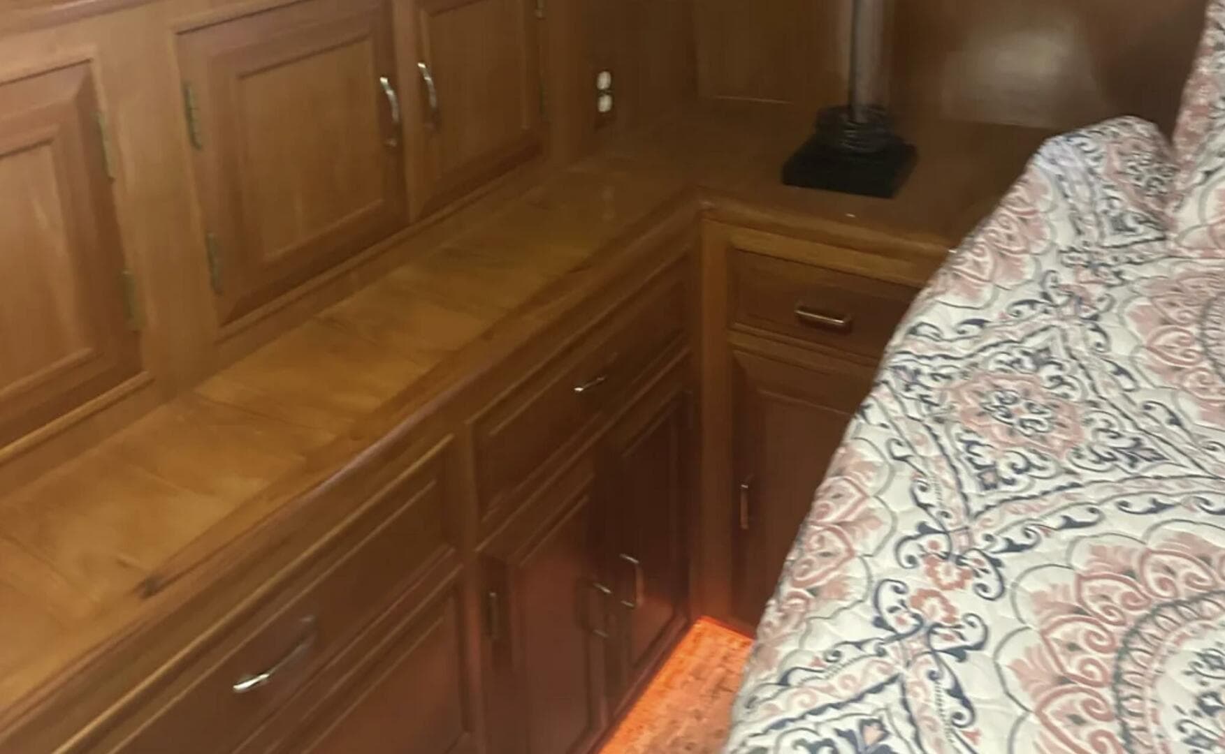 1988 Ocean Alexander 42 Aft Cabin — photo 9