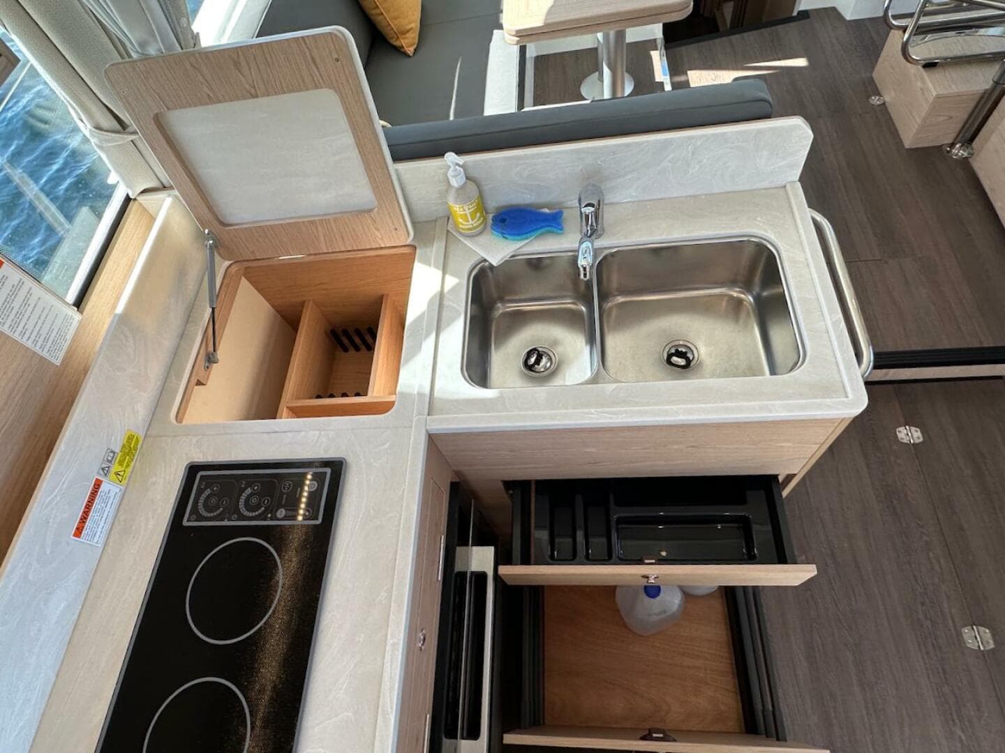 2024 Beneteau Swift Trawler 41 Sedan — photo 36