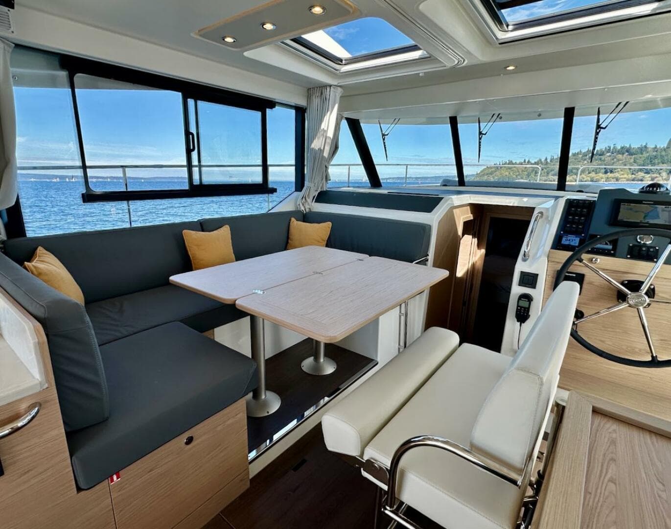 2024 Beneteau Swift Trawler 41 Sedan — photo 44